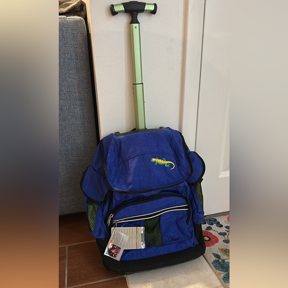 BNWT! Ll bean rolling backpack